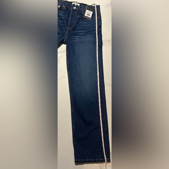Re/Done 70s High-Rise Stove Pipe Jeans -
Deep Faded Blue, Size 28 - Picture 7 of 9